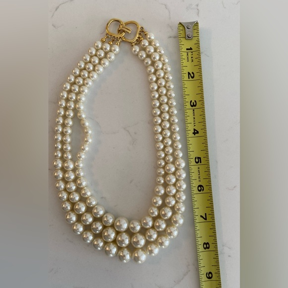 Vintage Faux Pearl Necklaces group of 2. - Picture 3 of 5